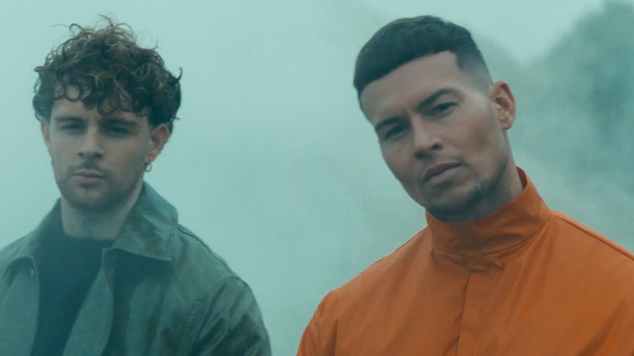 Still from Joel Corry & Tom Grennan - Lionheart (Fearless)